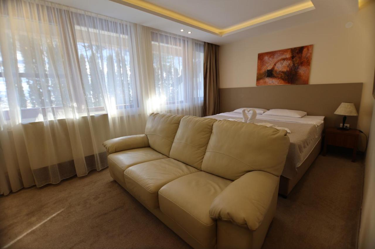 Hotel Happy Dimitrovgrad Eksteriør bilde