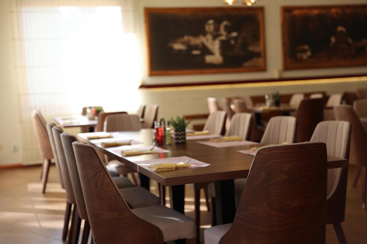 Hotel Happy Dimitrovgrad Eksteriør bilde